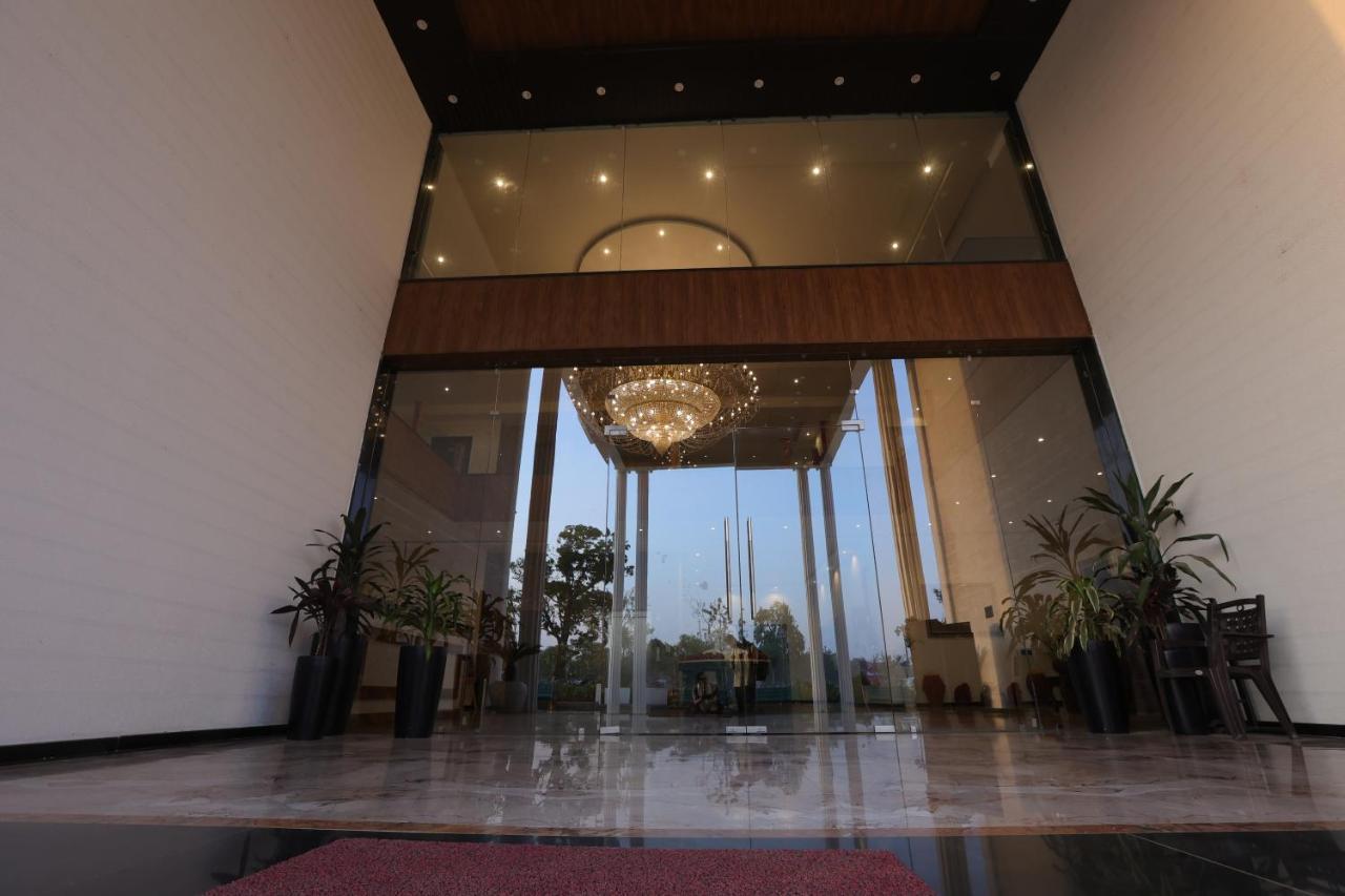 The Heritage Conventions Sāgar Exterior foto